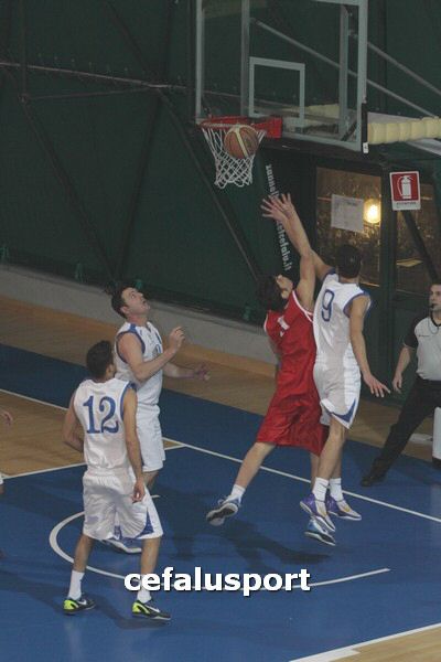 120129 Aquila 130_tn.jpg